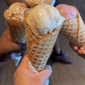 Salt & Straw - Ice Cream & Frozen Yogurt Near Me - Tempe, Arizona Salt & Straw - Ice Cream & Frozen Yogurt Near Me - Tempe, Arizona