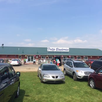Brookside Farms - This is facing the main building in front of the parking area - Fruits & Veggies Near Me - Paw Paw, Michigan
