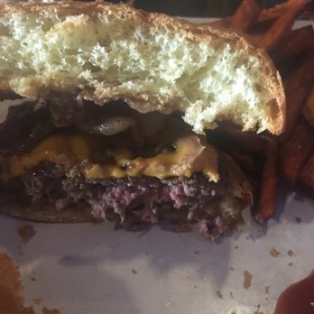 Taps Valley Gastropub - Peanut butter burger - Gastropubs Near Me - Northridge, California