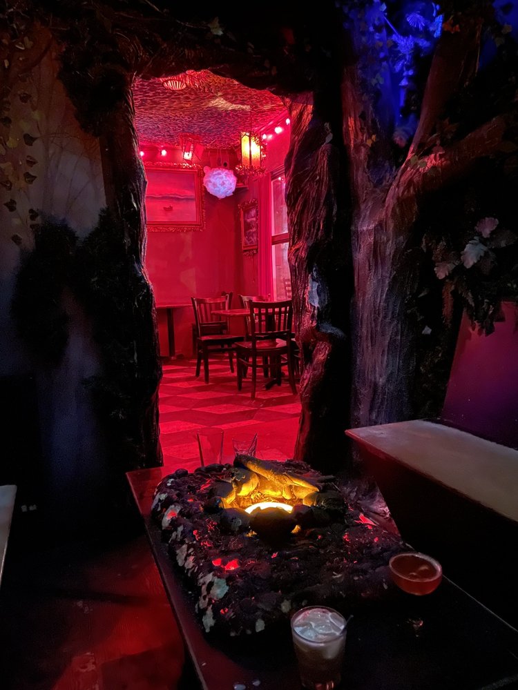 BAR HOUSE Updated September 2024 31 Photos & 47 Reviews 503 N