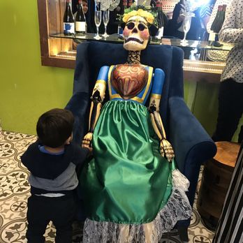 Casa Frida - Wine Tasting Room Near Me - Ensenada, BCN Casa Frida - Wine Tasting Room Near Me - Ensenada, BCN