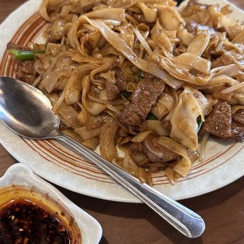Beijing Restaurant - Beef Chow Fun - Szechuan Near Me - South Salt Lake, Utah Beijing Restaurant - Beef Chow Fun - Szechuan Near Me - South Salt Lake, Utah