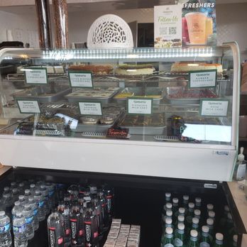 Qamaria Coffee - Sweet deserts - Coffee & Tea Near Me - Fullerton, California