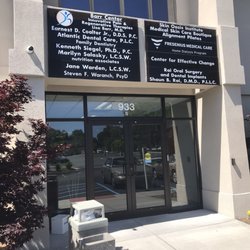 Barr Center for Innovative Pain & Regenerative Therapies