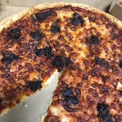 Pizza Hut - BBQ Pizza