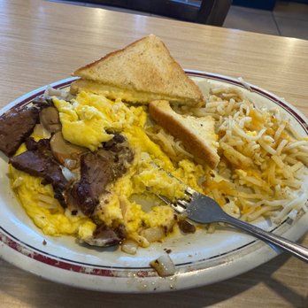 Huddle House - Diners Near Me - New Haven, Indiana Huddle House - Diners Near Me - New Haven, Indiana