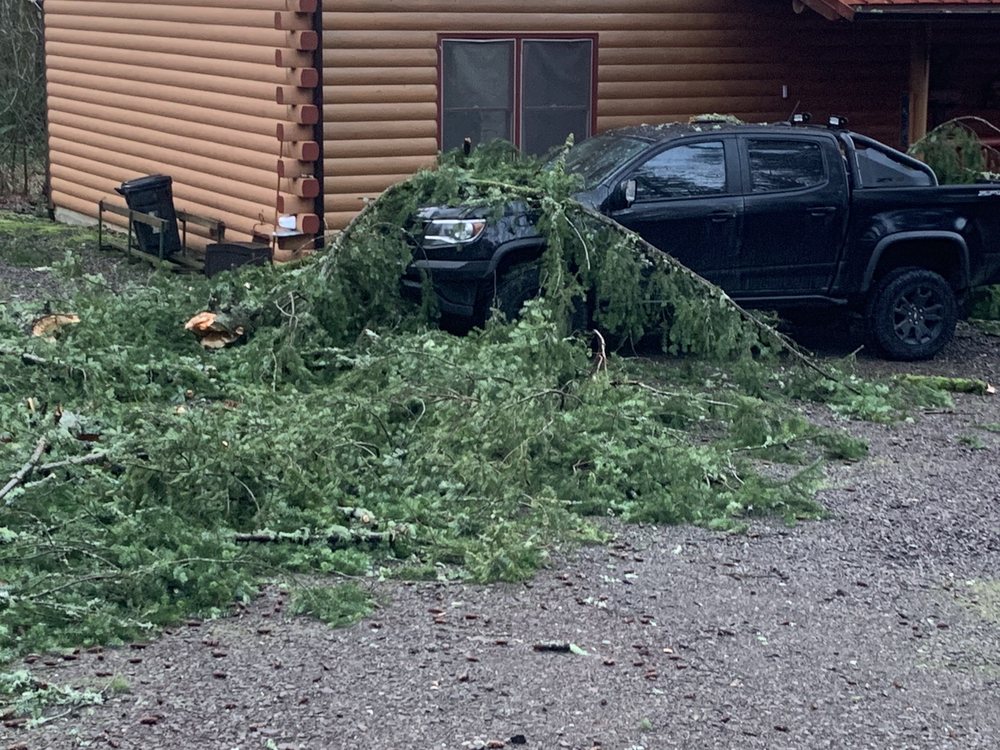 CALIBER COLLISION Updated September 2024 15 Photos 17368 West