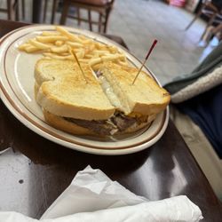 Cambria Cafe - Patty melt