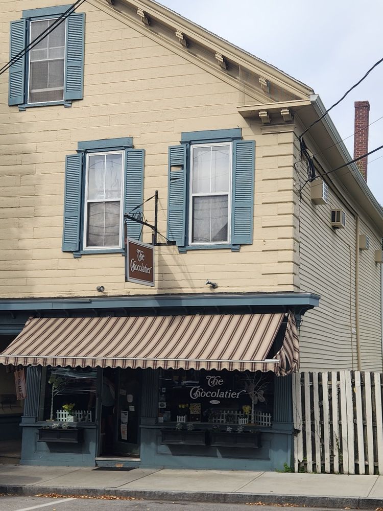 THE CHOCOLATIER Updated October 2024 18 Photos & 22 Reviews 27