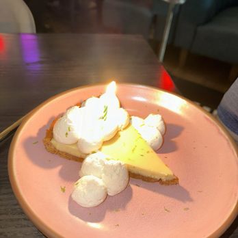 Gordon Ramsay Hell's Kitchen - Key lime pie - New American Near Me - Miami, Florida