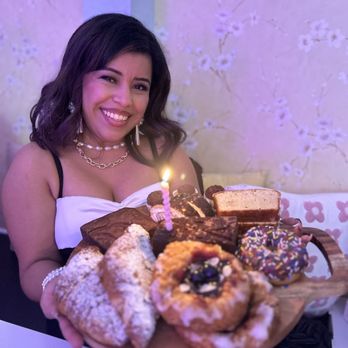 Empress Coffee & Cocktails - Coffee & Tea Near Me - Gaithersburg, Maryland
