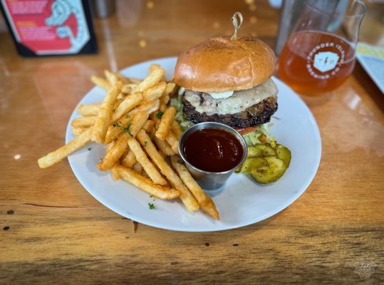 Thunder Island Brewing Co by null