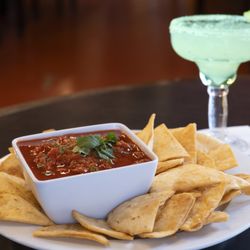 Coaches Bar & Grill - Chips & Salsa