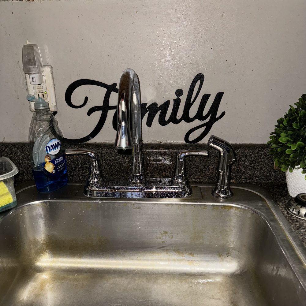 Slide of 24-7 Leak n Clog Repair