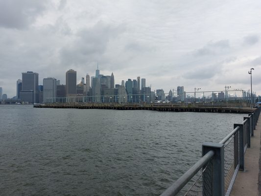 Brooklyn Bridge Park Pier 5 by null