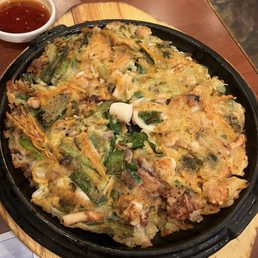 Hae Mul Pajeon (Seafood Pancake)