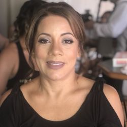 Salon La Rouge - Bridal make up
