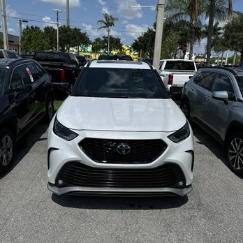 Lipton Toyota - Car Dealers Near Me - Ft. Lauderdale, Florida Lipton Toyota - Car Dealers Near Me - Ft. Lauderdale, Florida