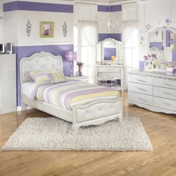 Twin bedroom set. The best for your kids!
