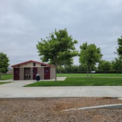 Sunrise Park - Restrooms