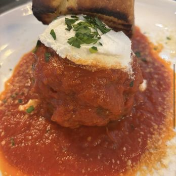 Gigi's at Maxwell's Plum - Bars Near Me - Wellington, Florida Gigi's at Maxwell's Plum - Bars Near Me - Wellington, Florida