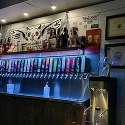 Dangerous Minds Brewing Company - Drafts on Drafts~