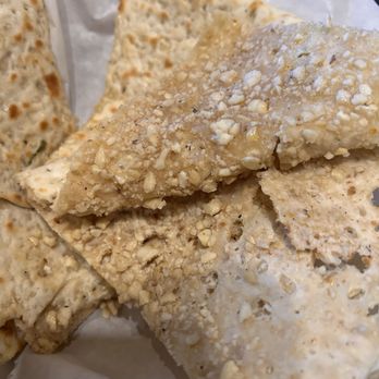 Guru Palace - peshawari naan (minus the gross raisins, :-) ) - Indian Near Me - Mesa, Arizona