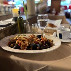 Mama Mia's Restaurant - Looks great but taste even better
