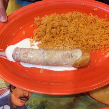 El Canelo Restaurant - Chimichanga lunch special. So good. - Mexican Near Me - Buffalo, New York El Canelo Restaurant - Chimichanga lunch special. So good. - Mexican Near Me - Buffalo, New York