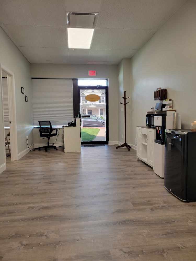 YOLANDA’S MASSAGE AND ACUPUNCTURE Request an Appointment 24