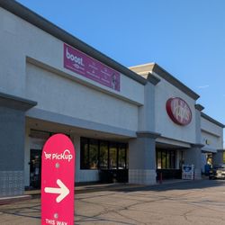 Ralphs - Storefront