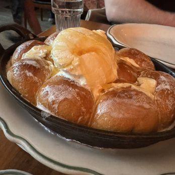 Maison Pickle - Pull Apart Honey and Butter Bread - Cocktail Bars Near Me - New York, New York Maison Pickle - Pull Apart Honey and Butter Bread - Cocktail Bars Near Me - New York, New York