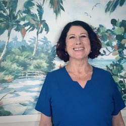 Renee Keene, LMT - Hi, I'm Renee Keene LMT.