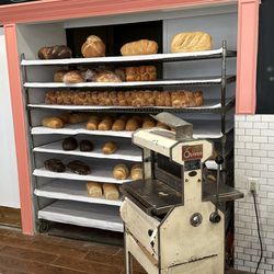 Star Bakery - Bread and slicer