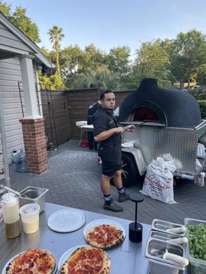 Pizza Bruno by null