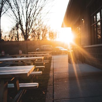 Common Grounds - Outdoor seating - Coffee Roasteries Near Me - Jefferson Valley, New York