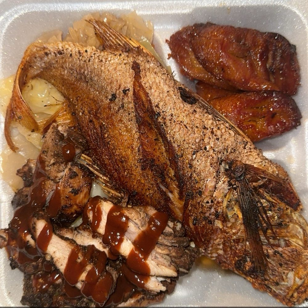Red snapper & Jerk, cabbage & plantain