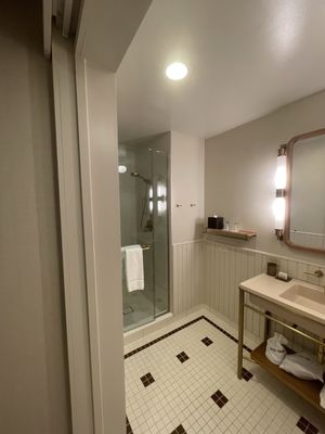 Hutton Hotel by null