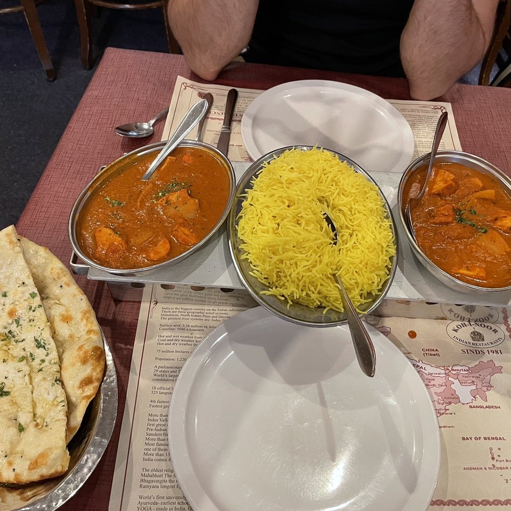 Koh-I-Noor - Chicken Tikka Masala and garlic naan - Indian Near Me - Amsterdam, New Hampshire Koh-I-Noor - Chicken Tikka Masala and garlic naan - Indian Near Me - Amsterdam, New Hampshire