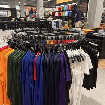 DICK'S Sporting Goods - Sporting Goods Near Me - Temecula, California