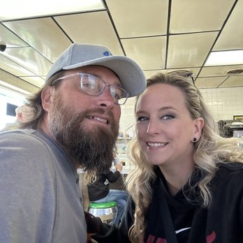 Ferrell's Snappy Service - My husband was so excited to revisit a childhood burger spot! - Burgers Near Me - Cadiz, Kentucky