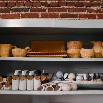 2nd On Main - Gift Shops Near Me - Salem, Virginia 2nd On Main - Gift Shops Near Me - Salem, Virginia