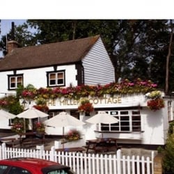 Millers Cottage - A Fun & Friendly Pub :-)
