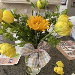 Flowers By Yoko - What my mom got :(