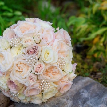 Shelly's Designs Florist-Wedding Specialist - Florists Near Me - Grand Rapids, Michigan Shelly's Designs Florist-Wedding Specialist - Florists Near Me - Grand Rapids, Michigan