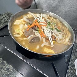 The Hott Spot - Spicy beef soup with udon
