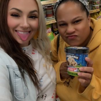 7-Eleven - Snacks and friends - Gas Stations Near Me - Reno, Nevada 7-Eleven - Snacks and friends - Gas Stations Near Me - Reno, Nevada