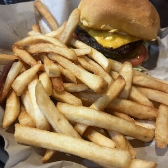 Chubby's Cafe - French Fries Classic American Burger - Burgers Near Me - Riverton, Utah