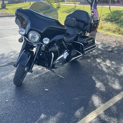 The Creeks Golf & RV Resort - The old Harley is doing just fine.