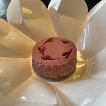 Cocoa Dolce Chocolates - Strawberry cheesecake - Chocolatiers & Shops Near Me - Wichita, Kansas Cocoa Dolce Chocolates - Strawberry cheesecake - Chocolatiers & Shops Near Me - Wichita, Kansas
